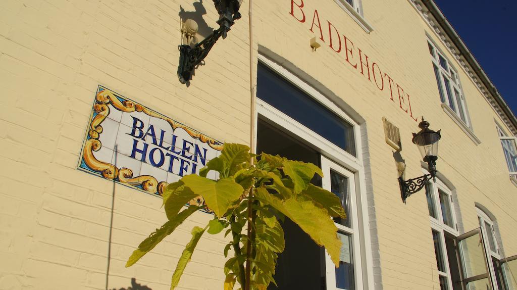 Ballen Badehotel Tranebjerg Esterno foto